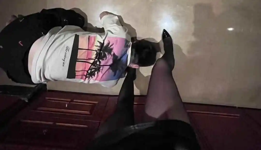 m倾向是什么?揭秘在BDSM圈中如何找到你的角色定位 一